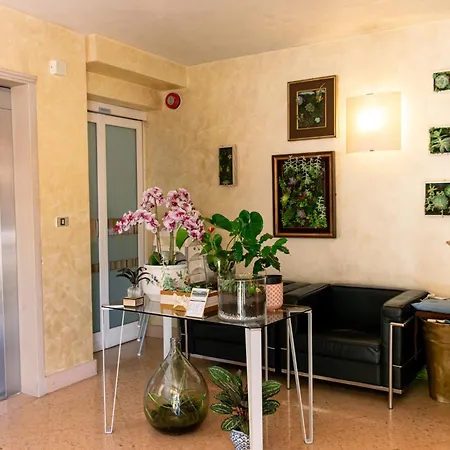 Отель Dependance Silvestro 3*