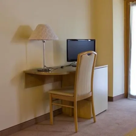 Dependance Silvestro מלון 3*